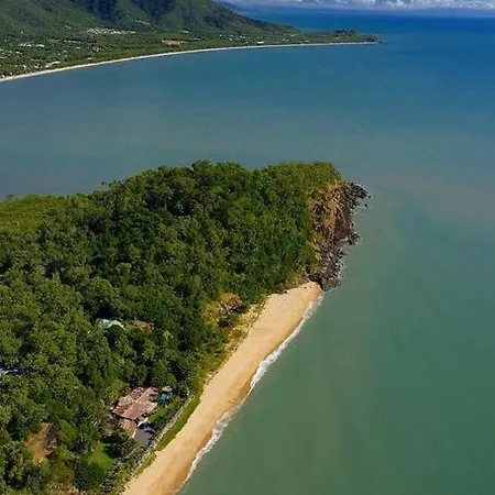 1 Bedroom Famous Beach-Front Dome At Trinity Beach, Sleeps 4 Exterior photo