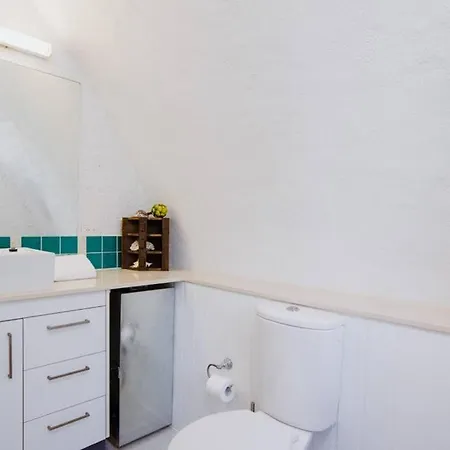 1 Bedroom Famous Beach-Front Dome At Trinity Beach, Sleeps 4 Exterior photo